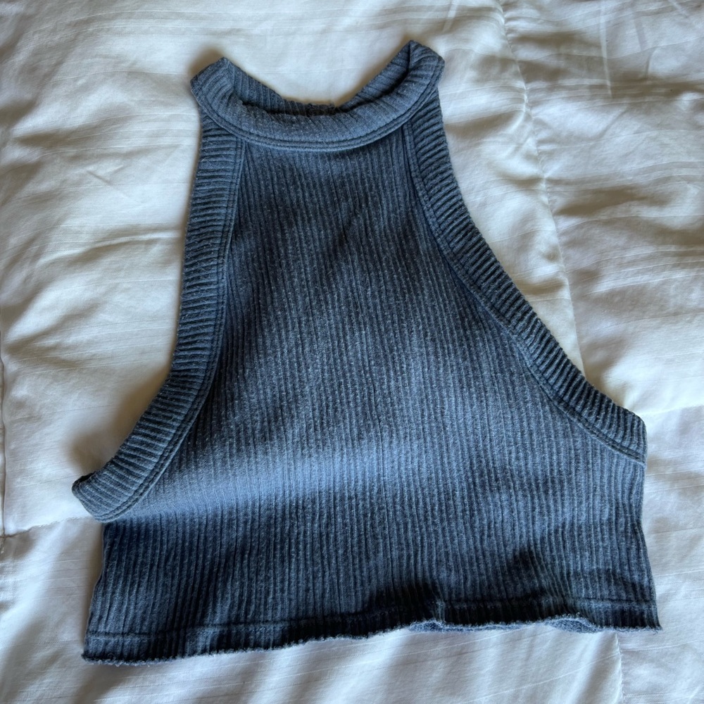 Crop tank top